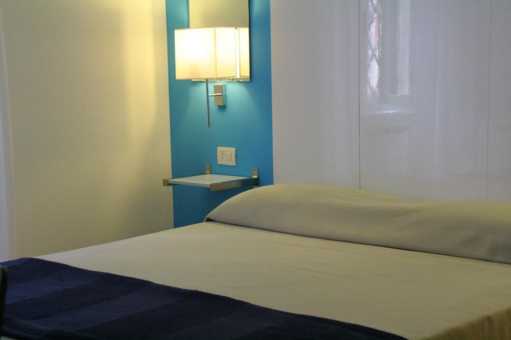 Internouno Hotel Rome Exterior photo